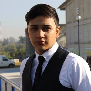 Meet your Posher, Emmanuel